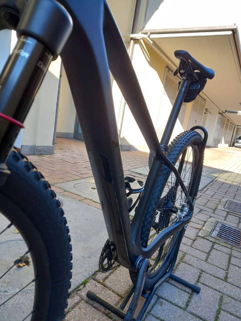 Used CUBE ELITE C:62, ONE 2024 2024 Mountainbike, Schwarz, 29 — image 4 of 6