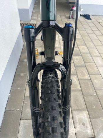 Used Specialized Turbo Levo SL Comp Carbon 2021 2021 Mountainbike — image 8 of 11