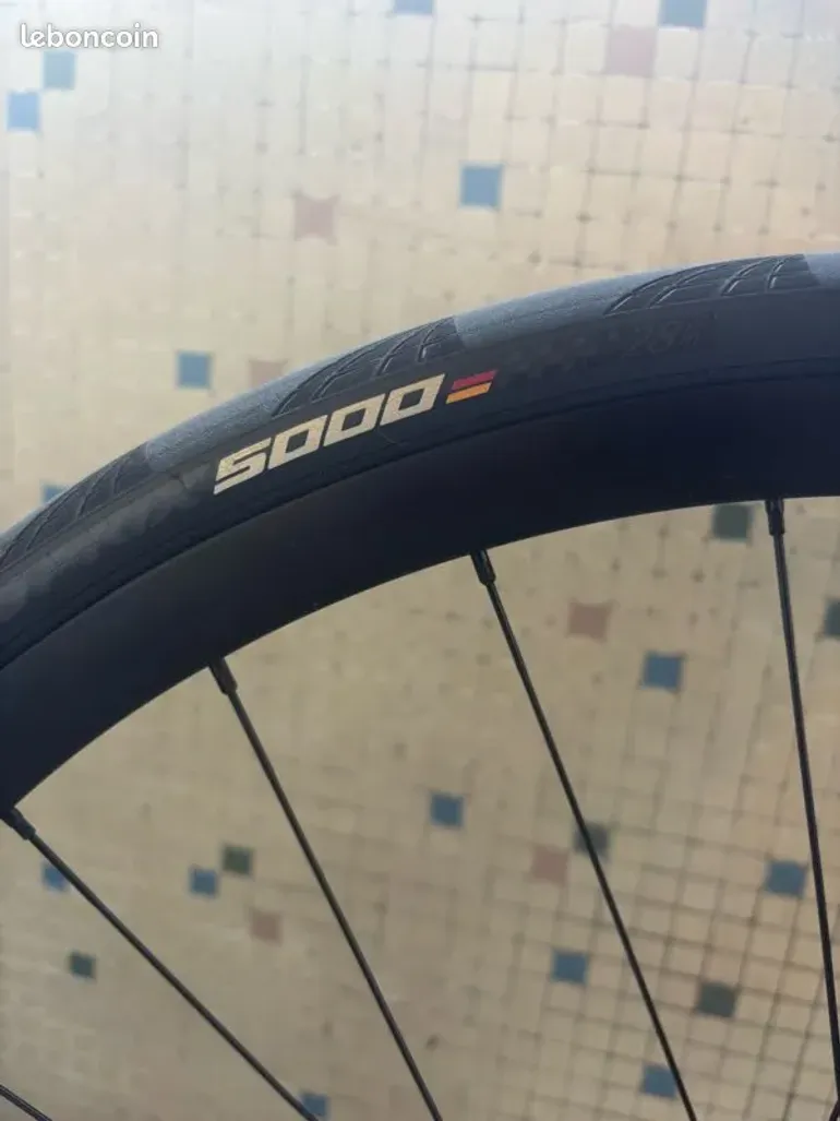 Used Scott Addict 20 2024 2024 Road & Gravel, Green — image 6 of 7