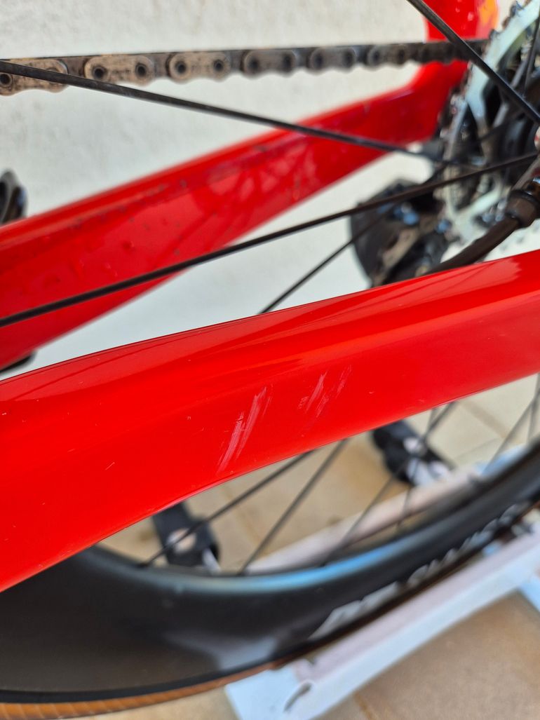 Used Canyon Aeroad CF SLX 7 Disc eTap 2023 2023 Road & Gravel, Red — image 7 of 7