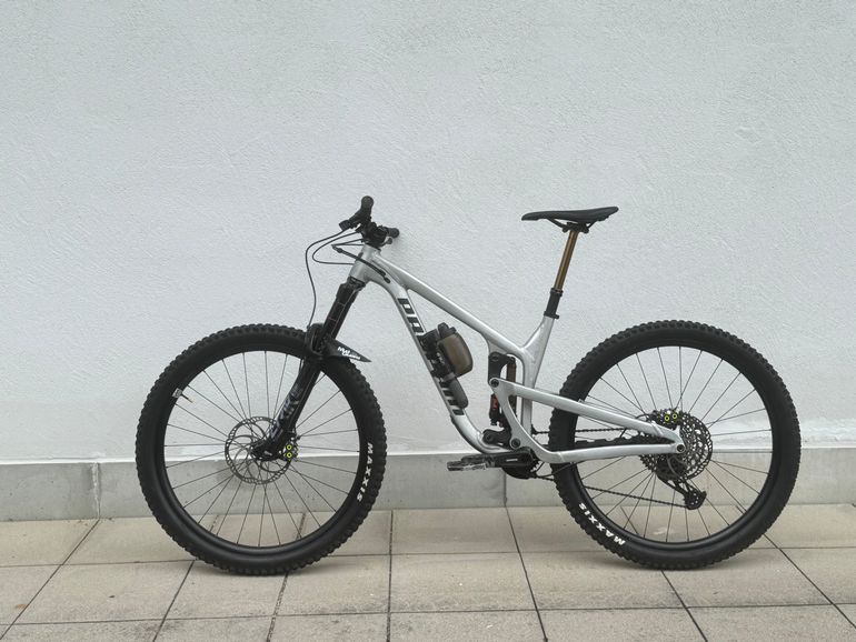 Used Propain Tyee AL 2023 Mountainbike, Light Gray — image 1 of 4
