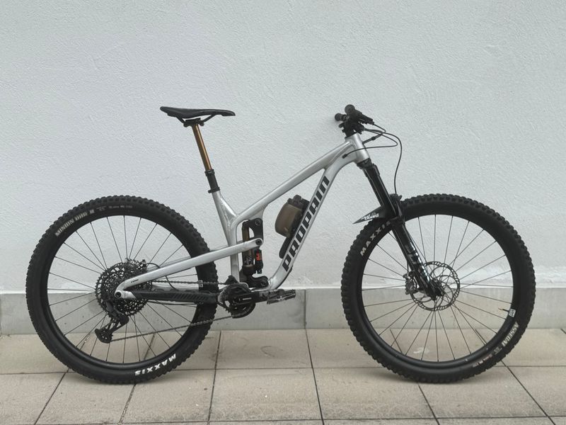 Used Propain Tyee AL 2023 Mountainbike, Light Gray — image 4 of 4