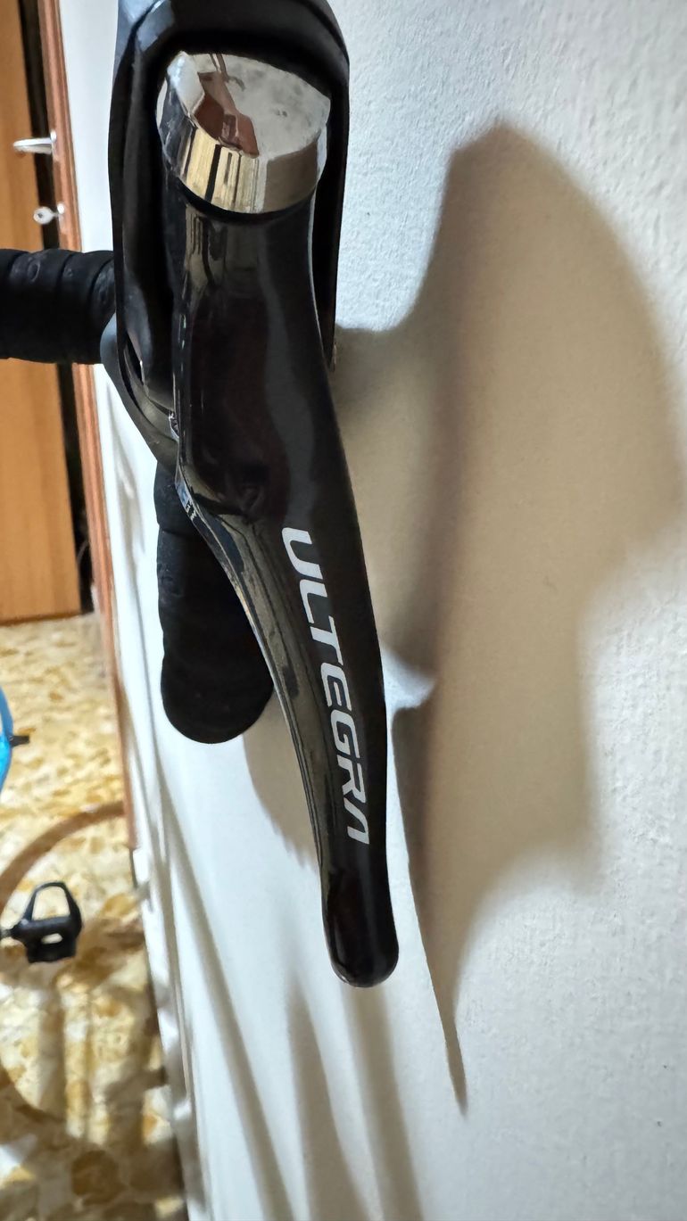 Used Pinarello Prince Shimano Ultegra 2019 Road & Gravel, Blue — image 9 of 17