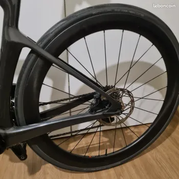 Used Scott Foil RC 20 2022 2022 Road & Gravel — image 9 of 13