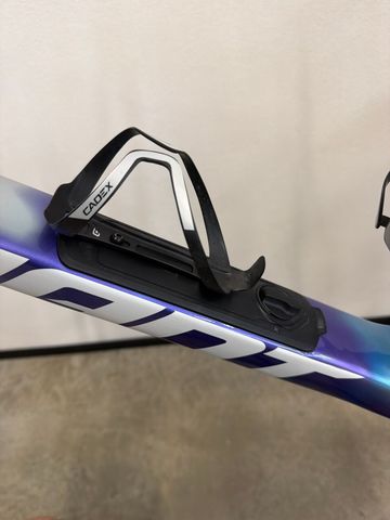 Used Giant Revolt Advanced Pro FF 2025 Frameset 2025 Road & Gravel, Blue — image 7 of 8