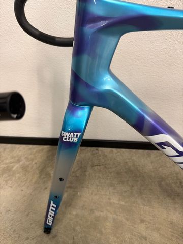 Used Giant Revolt Advanced Pro FF 2025 Frameset 2025 Road & Gravel, Blue — image 4 of 8