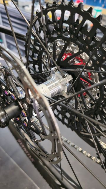Tweedehands Specialized Epic Sram Eagle Transmission XX SL 2025 Mountainbike — afbeelding 10 van 18