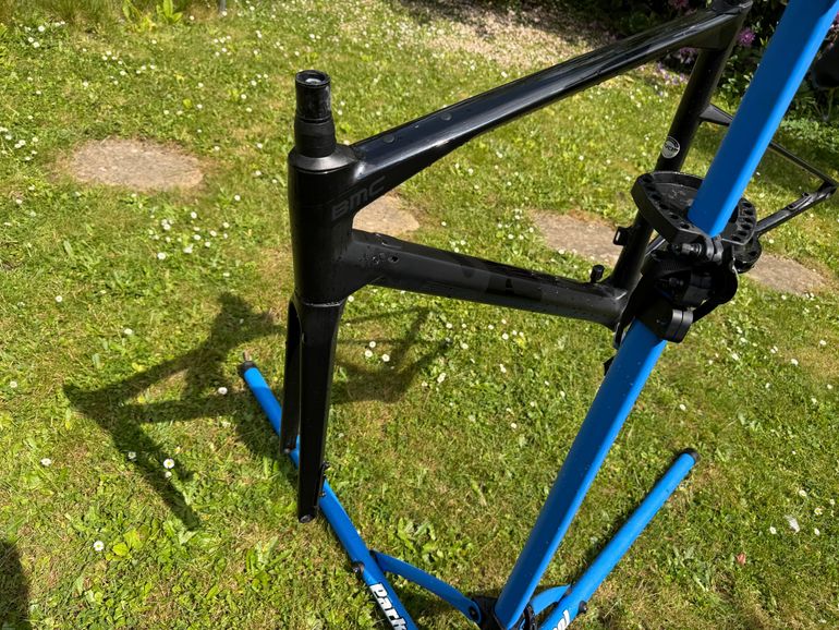 Used BMC Roadmachine 01 MOD P2P 2023 Frameset 2023 Road & Gravel — image 5 of 9