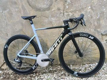 Gebrauchtes Giant Propel Advanced SL 0 2024 2024 Road & Gravel, Hellgrau — Bild 2 von 9