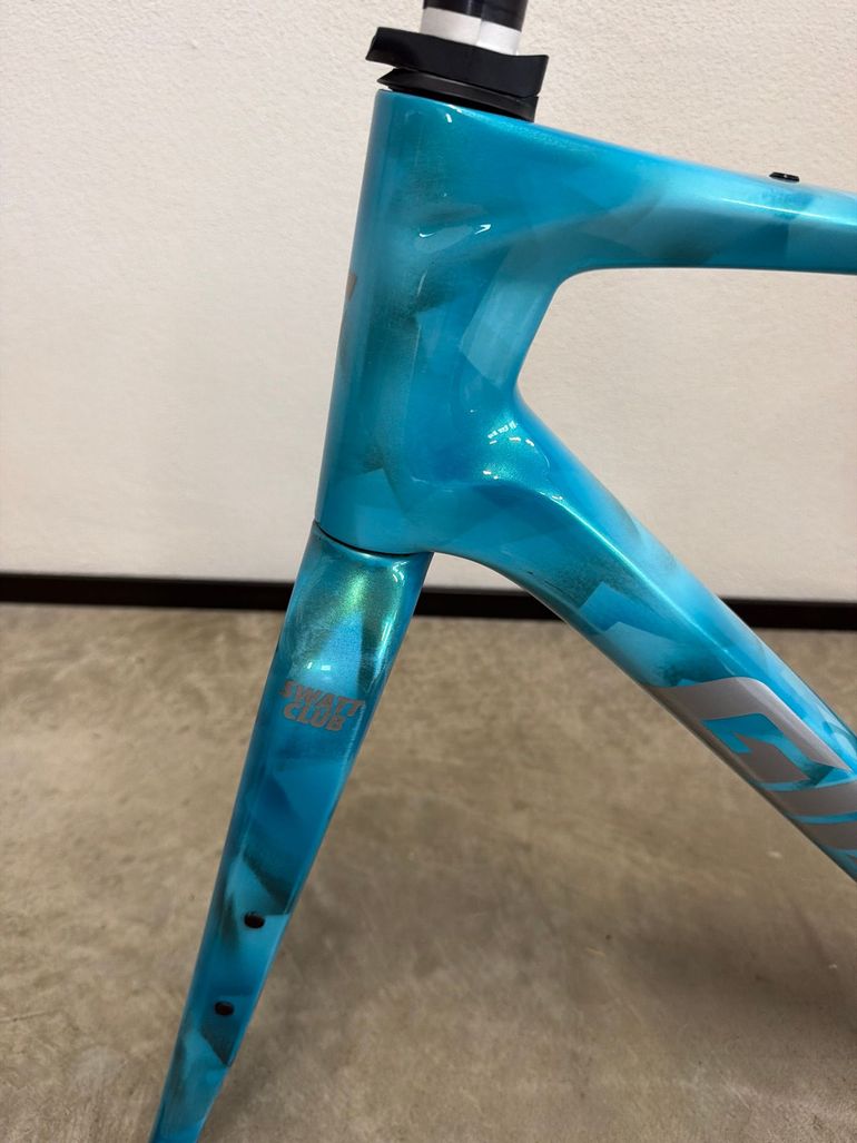 Used Giant Revolt Advanced Pro FF 2025 Frameset 2025 Road & Gravel, Blue — image 3 of 6