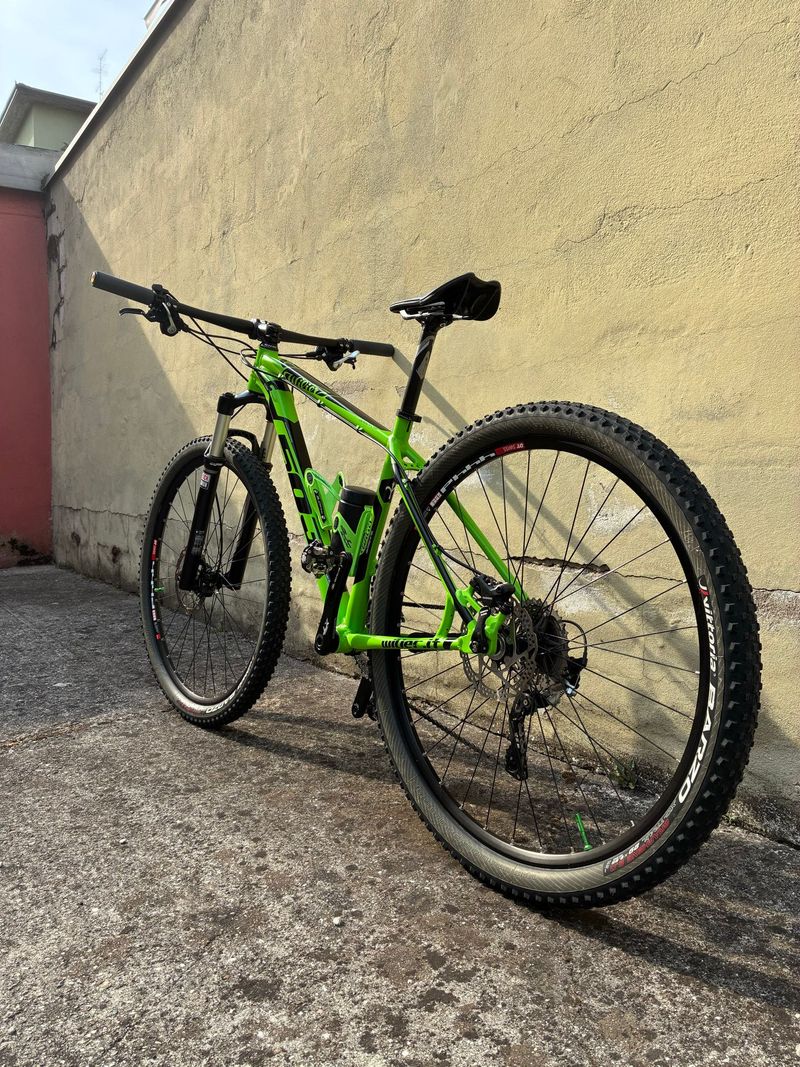Used Wilier 503x Shimano Deore XT 2016 Mountainbike, Green — image 2 of 7