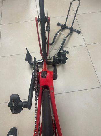 Used Canyon Aeroad CF SLX Disc 9.0 LTD 2018 2018 Road & Gravel, Red — image 3 of 7