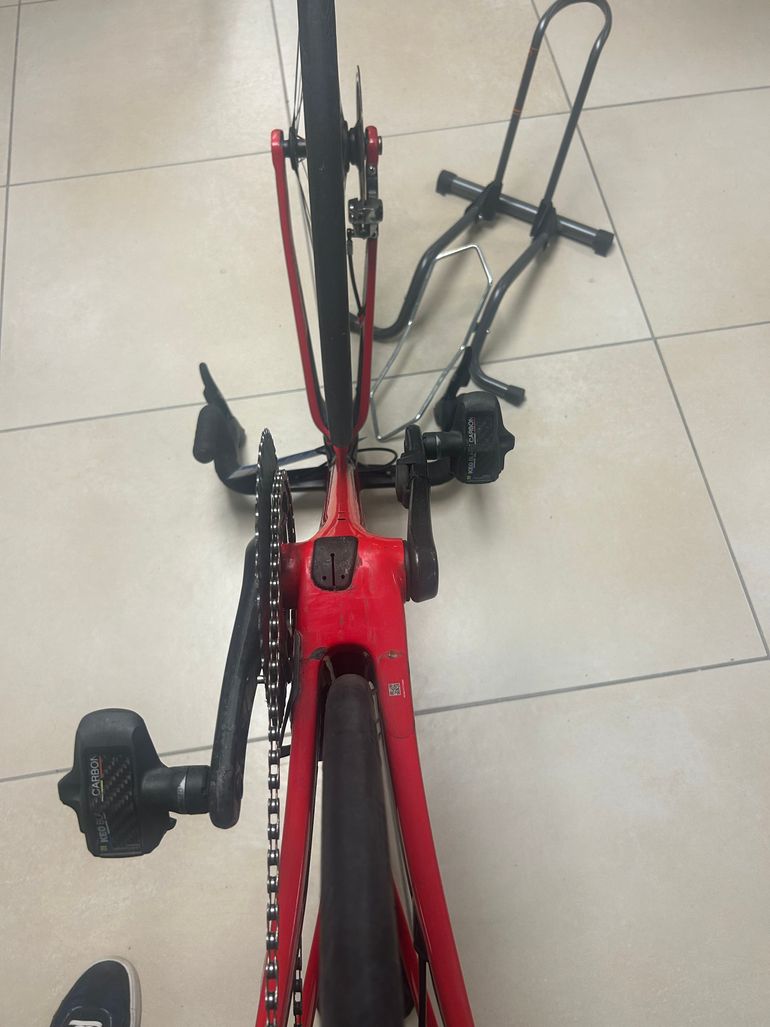 Used Canyon Aeroad CF SLX Disc 9.0 LTD 2018 2018 Road & Gravel, Red — image 3 of 7