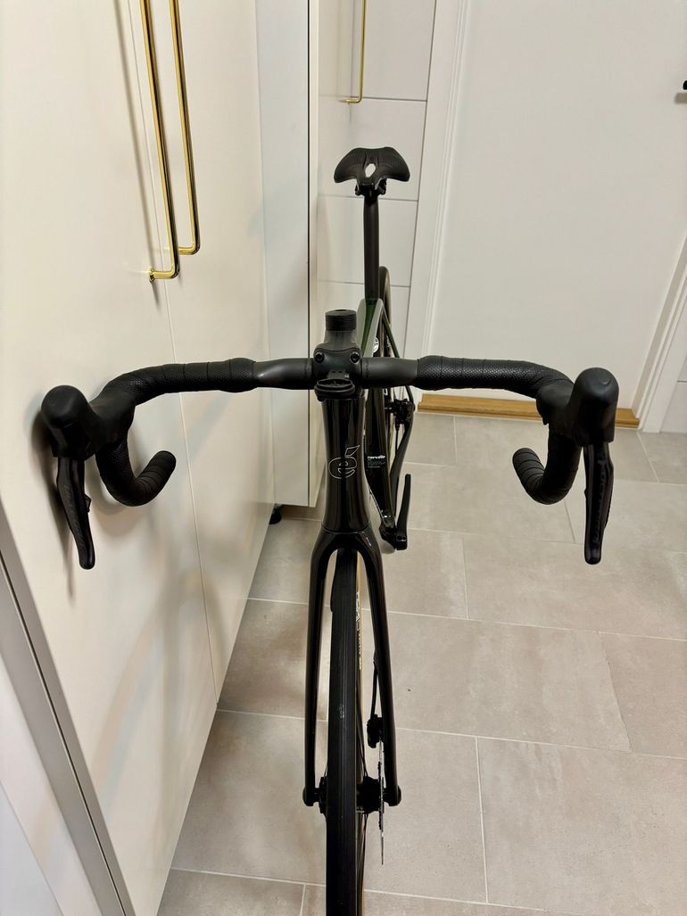 Used Cervélo R5 Shimano Ultegra Di2 2025 Road & Gravel, Black — image 5 of 8