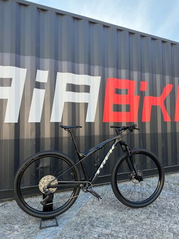 Used Trek Supercaliber SL 9.6 Gen 2 2024 2024 Mountainbike — image 10 of 10