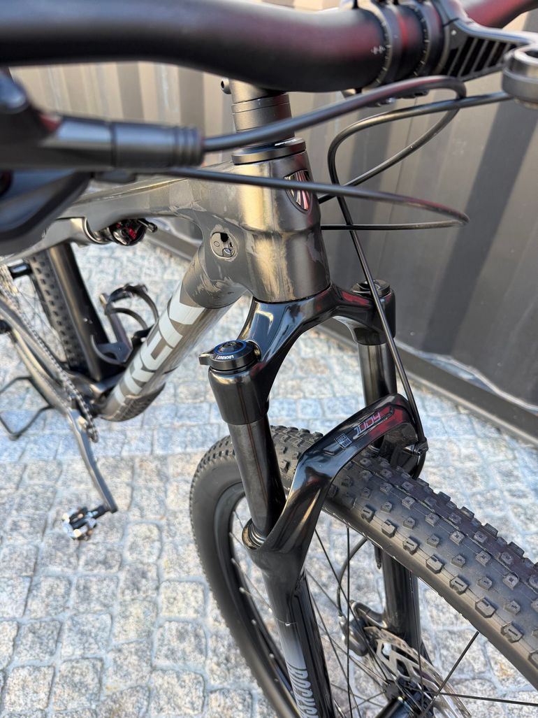 Used Trek Supercaliber SL 9.6 Gen 2 2024 2024 Mountainbike — image 6 of 10
