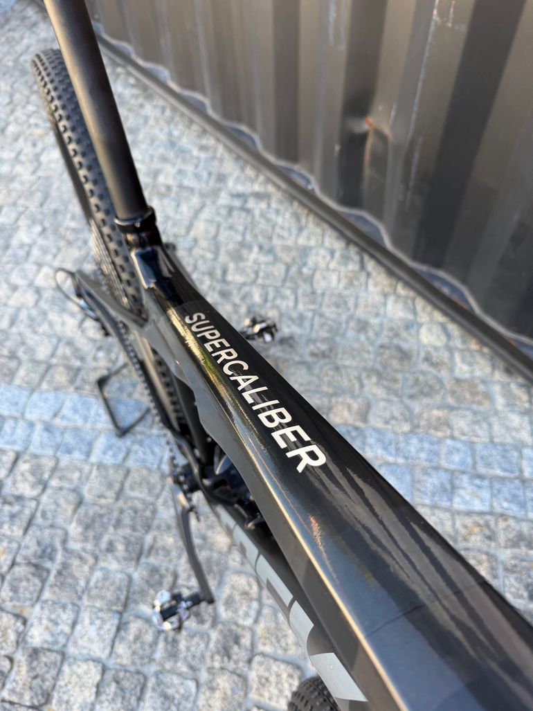 Used Trek Supercaliber SL 9.6 Gen 2 2024 2024 Mountainbike — image 5 of 10