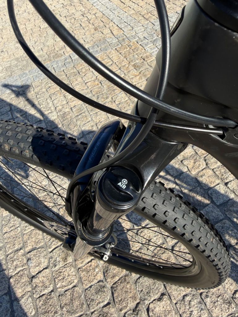 Used Trek Supercaliber SL 9.6 Gen 2 2024 2024 Mountainbike — image 4 of 10