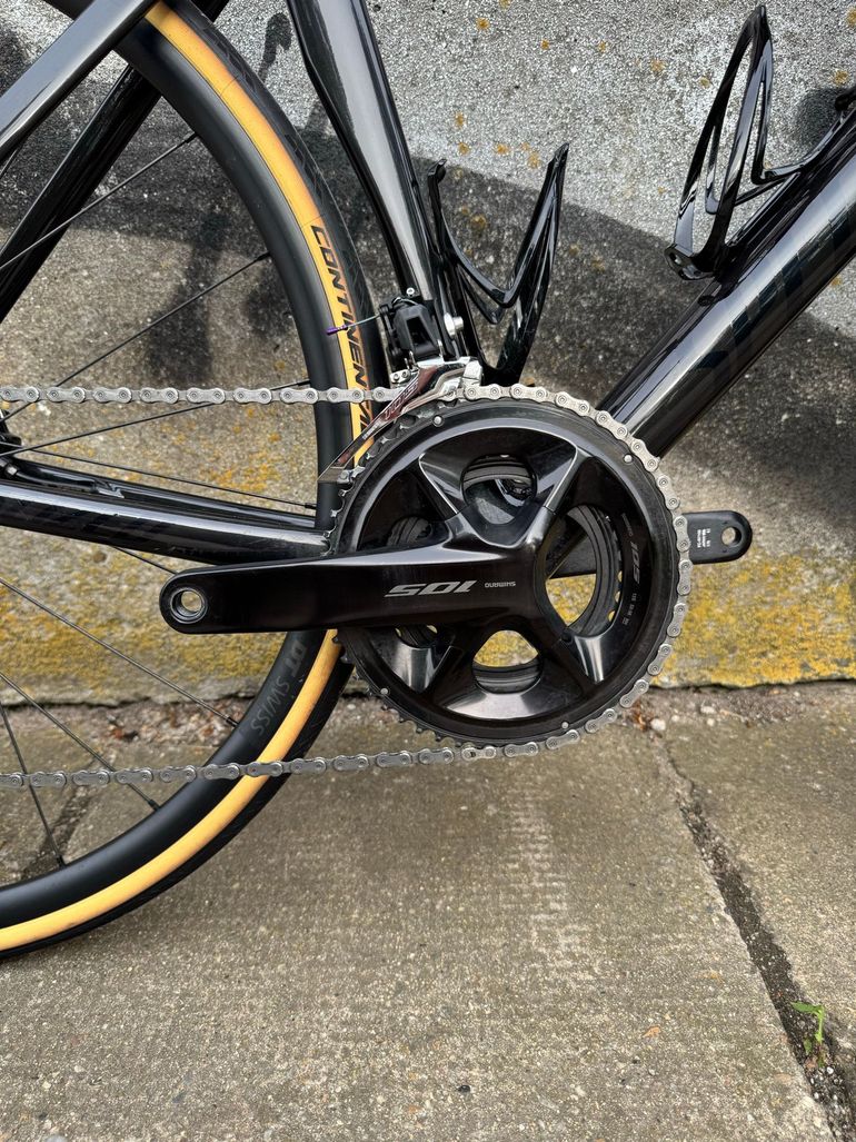 Used Specialized Tarmac SL7 Sport - Shimano 105 2025 2025 Road & Gravel — image 7 of 15