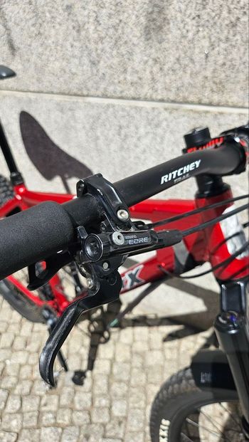 Used Planet X Jack Flash 29 L 2023 Mountainbike, Red — image 3 of 5