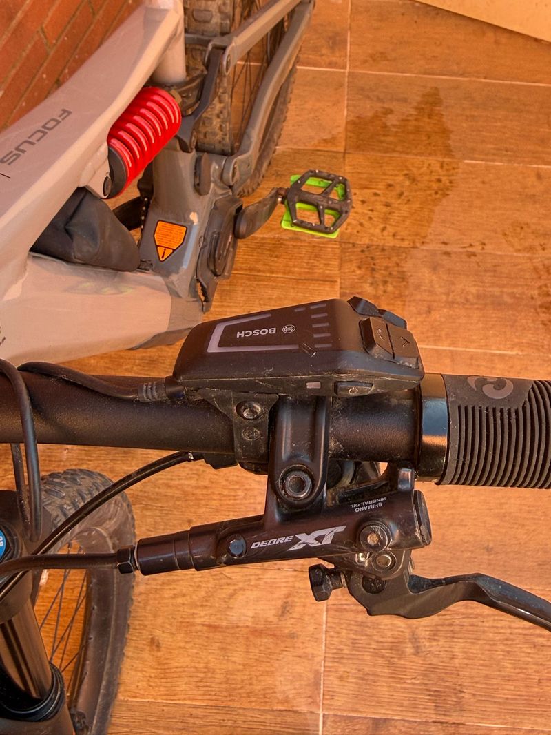 Used Focus SAM² 6.8 2023 2023 Mountainbike, Light Gray, 29 — image 5 of 10