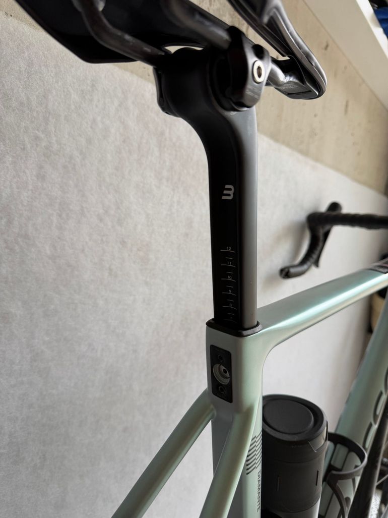Used Basso Diamante Shimano Ultegra 8170 Di2 2025 2025 Road & Gravel — image 3 of 3