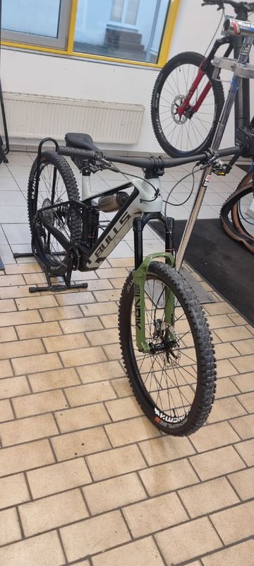 Used BULLS Custom Shimano Deore XT Di2 2024 Mountainbike, Light Gray — image 2 of 7
