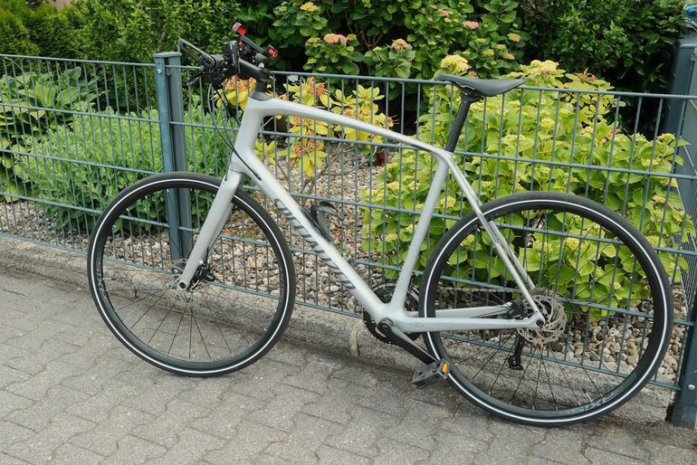 Used Specialized Sirrus 4.0 2021 2021 Urban — image 1 of 10