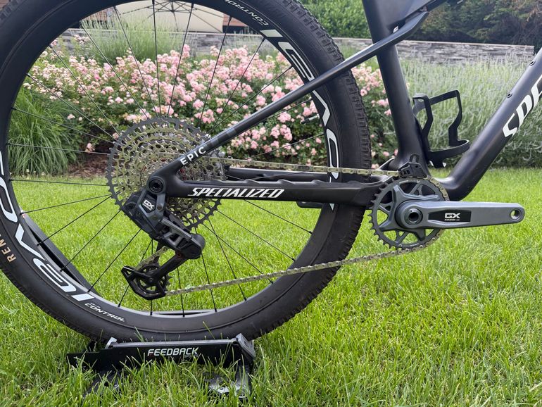 Brugt Specialized Epic World Cup Expert - SRAM GX AXS, RockShox Select+ 2024 2024 Mountainbike — billede 3 af 9