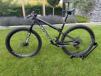 Brugt Specialized Epic World Cup Expert - SRAM GX AXS, RockShox Select+ 2024 2024 Mountainbike — billede 2 af 9