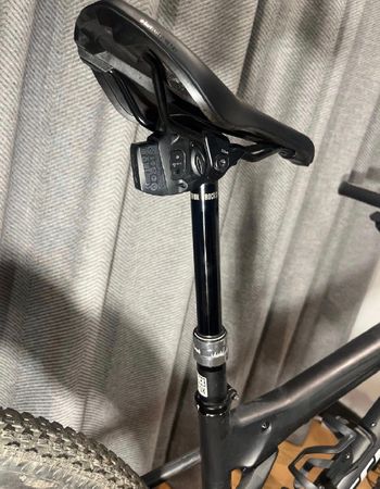 Used Specialized Epic World Cup Expert - SRAM GX AXS, RockShox Select+ 2024 2024 Mountainbike, Black, 29 — image 6 of 13