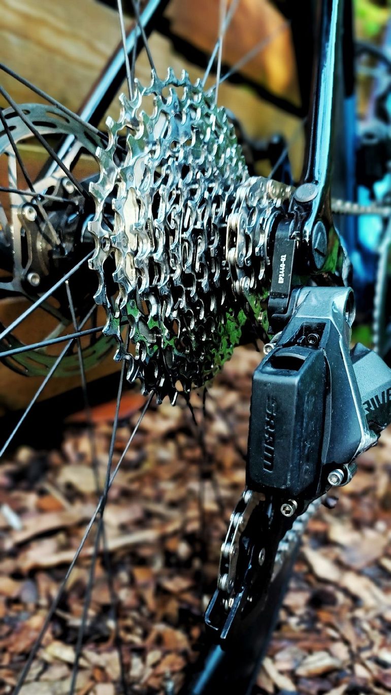 Used Canyon Ultimate CF SL 7 AXS 2023 2023 Road & Gravel — image 4 of 19