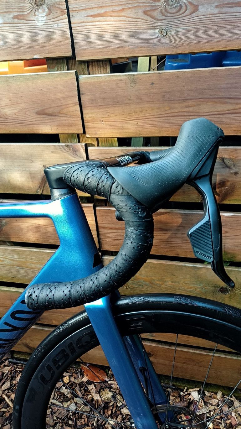 Used Canyon Ultimate CF SL 7 AXS 2023 2023 Road & Gravel — image 8 of 19