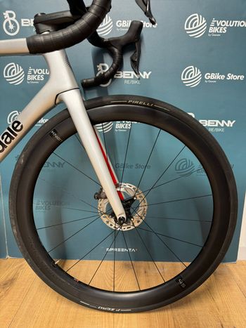 Used Cannondale SUPERSIX EVO DISC DI2 2023 Road & Gravel, Light Gray — image 9 of 17