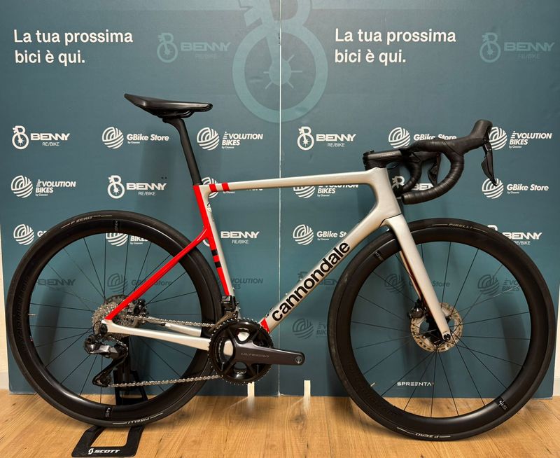 Used Cannondale SUPERSIX EVO DISC DI2 2023 Road & Gravel