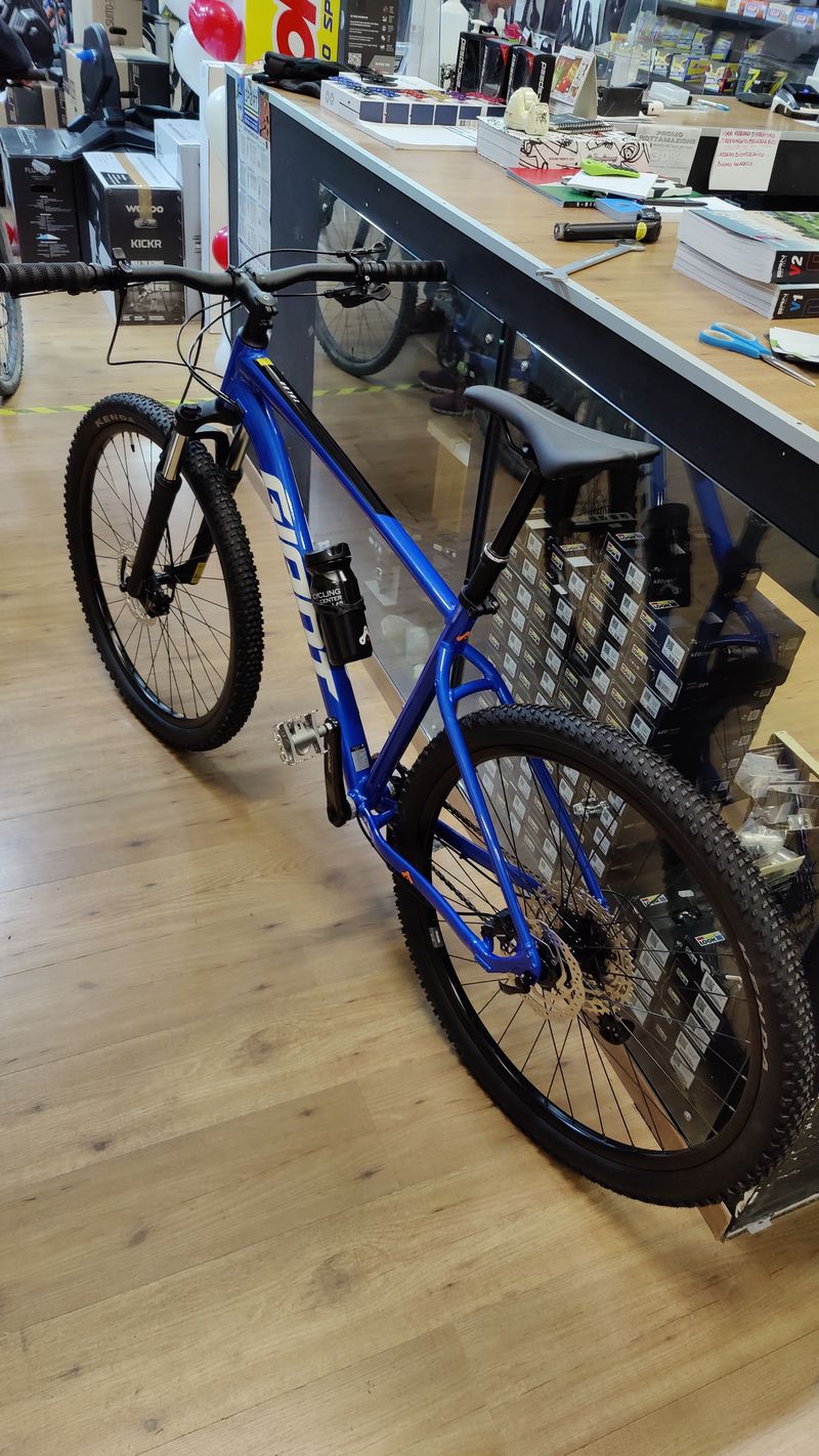 Używany Giant Talon 29 1 2022 2022 Mountainbike — zdjęcie 1 z 11