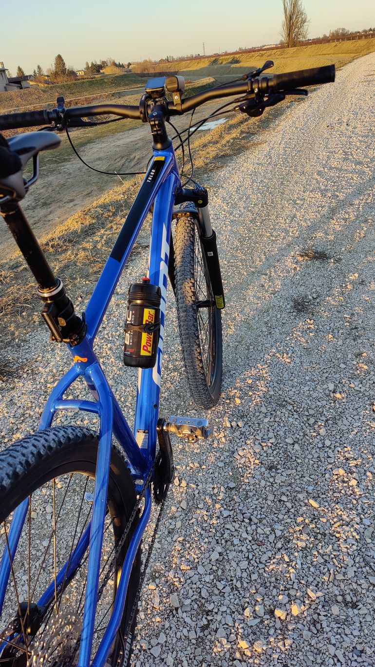 Used Giant Talon 29 1 2022 2022 Mountainbike, Blue, 29 — image 5 of 11