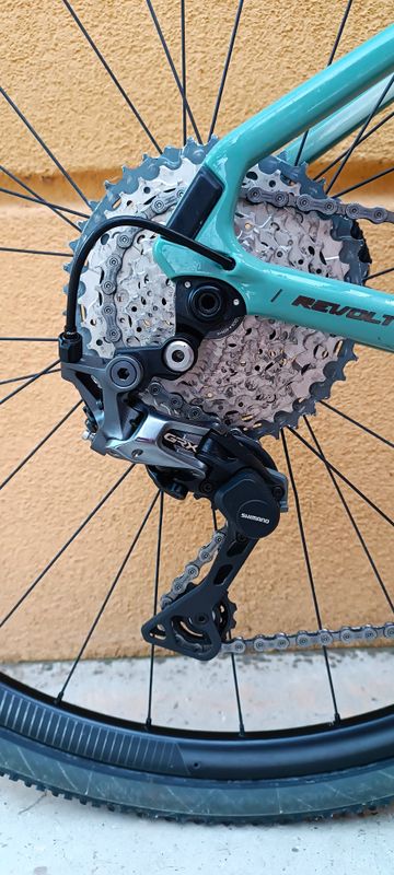 Used Giant Revolt Advanced 0 2019 2019 Road & Gravel, Green — image 15 of 15
