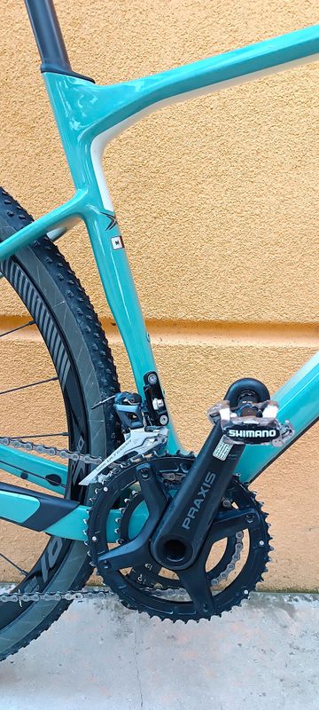 Used Giant Revolt Advanced 0 2019 2019 Road & Gravel, Green — image 11 of 15