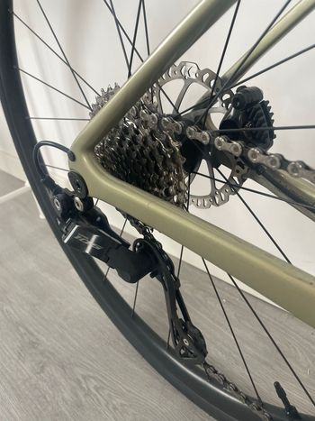 Used Giant Defy Advanced 2 2025 2025 Road & Gravel — image 3 of 4