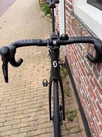 Used Scott Addict 30 2026 2026 Road & Gravel, Black — image 4 of 8