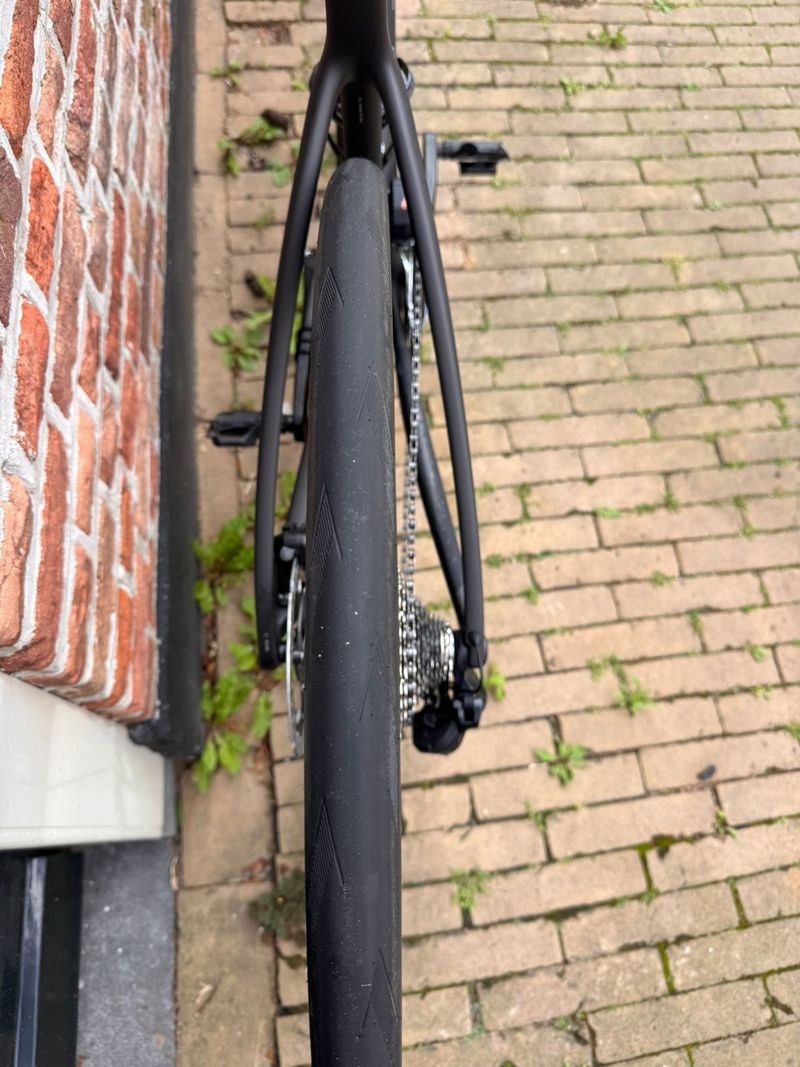 Used Scott Addict 30 2026 2026 Road & Gravel, Black — image 6 of 8