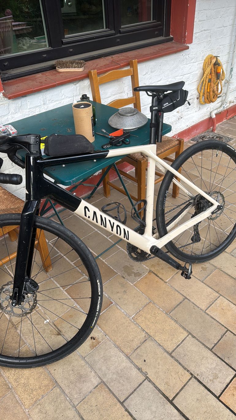 Used Canyon Grail CF SL 7 2024 2024 Road & Gravel — image 3 of 6