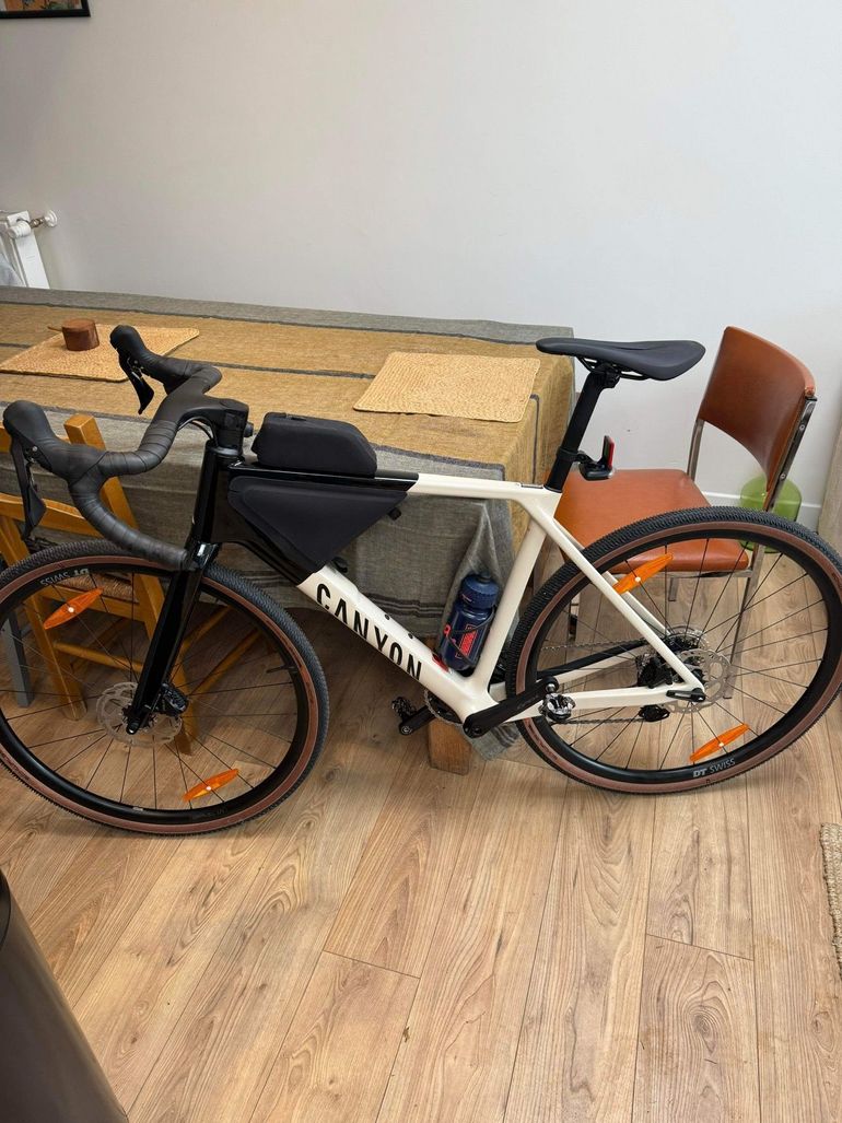 Used Canyon Grail CF SL 7 2024 2024 Road & Gravel — image 2 of 6