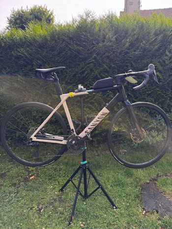 Použité Canyon Grail CF SL 7 2024 2024 Road & Gravel — obrázek 2 z 21