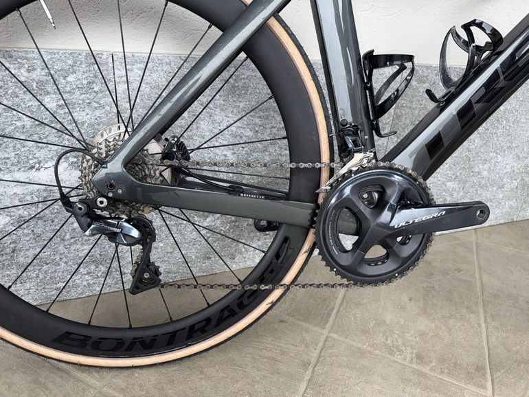 Used Trek Madone SL 6 2020 2020 Road & Gravel — image 6 of 11