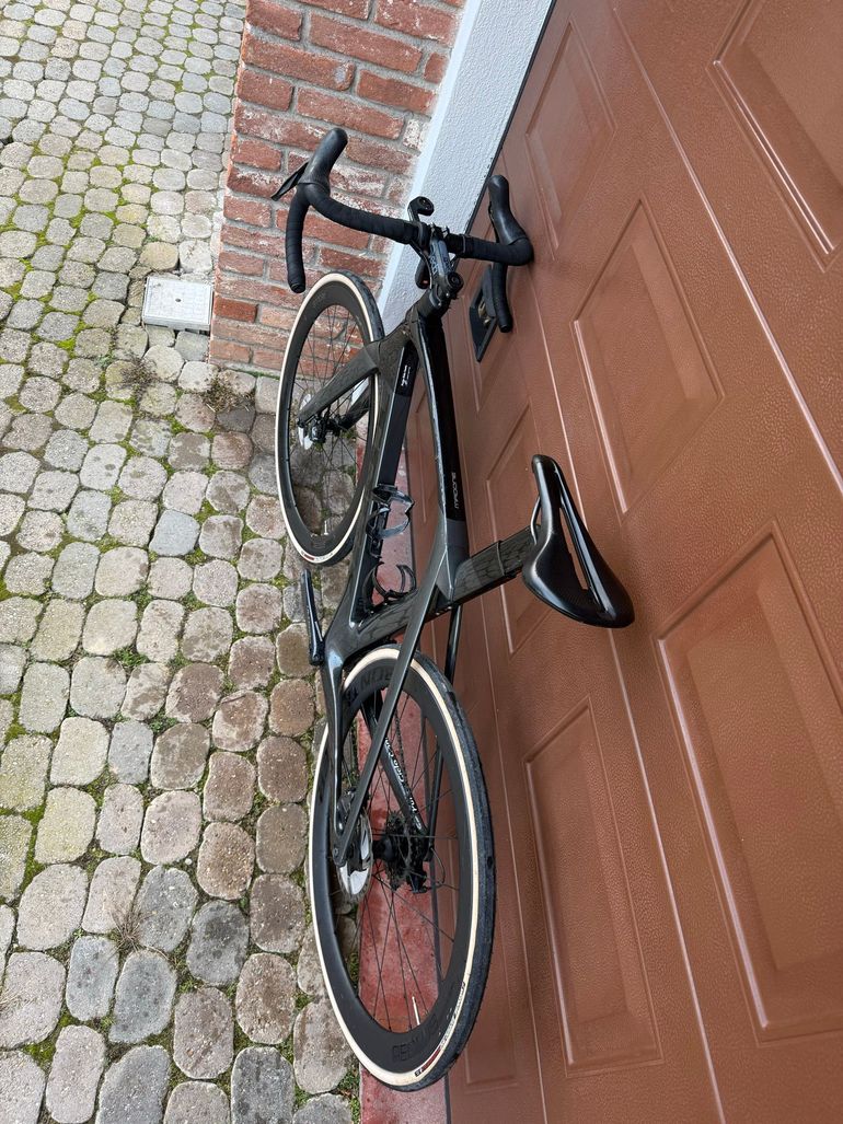 Used Trek Madone SL 6 2020 2020 Road & Gravel — image 5 of 11