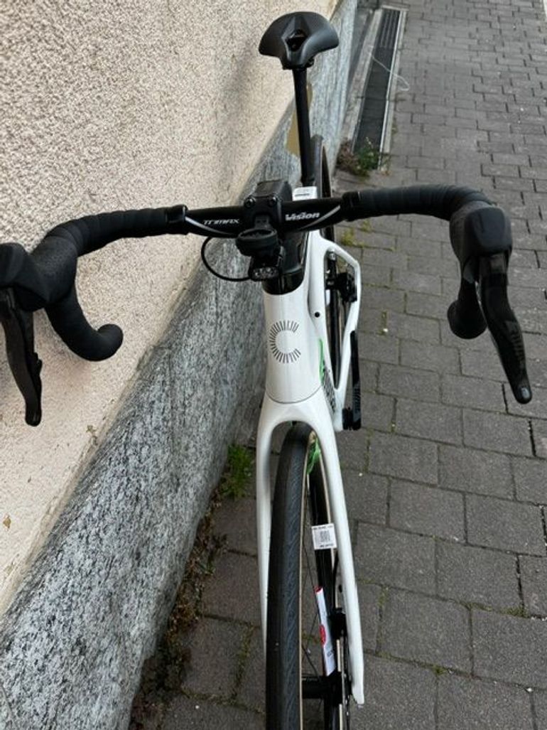 Used Cannondale Synapse Carbon 3 SmartSense 2026 2026 Road & Gravel — image 3 of 4