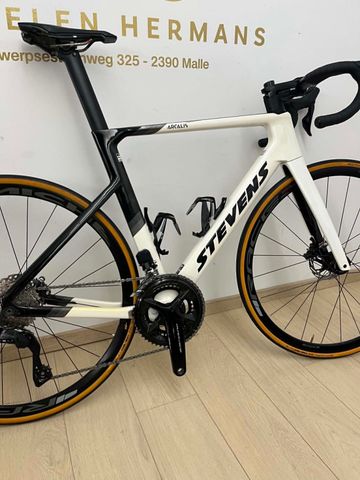 Used Stevens Arcalis 2024 Road & Gravel, White — image 8 of 8