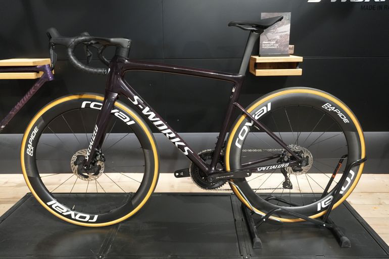 Used Specialized S-Works Tarmac SL8 - Shimano Dura-Ace Di2 2025 2025 Road & Gravel — image 10 of 13